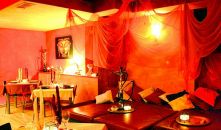 TWINS CHILL OUT Restaurante Lounge Bar